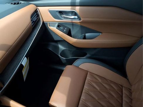 New 2026 Nissan Rogue Platinum AWD/4WD image 23