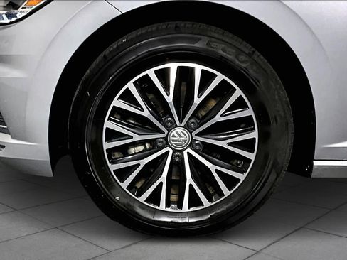 Used 2019 Volkswagen Jetta SE image 10