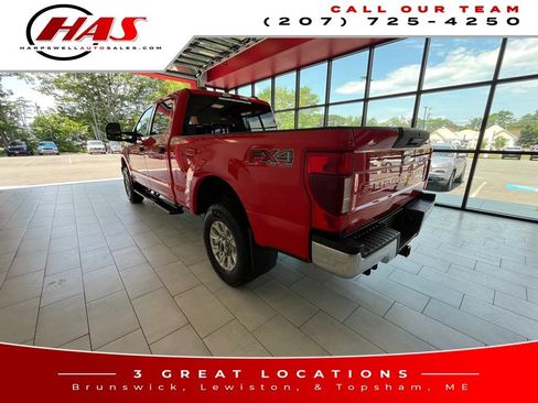 Used 2022 Ford F350 XLT w/ FX4 Off-Road Package AWD/4WD image 3