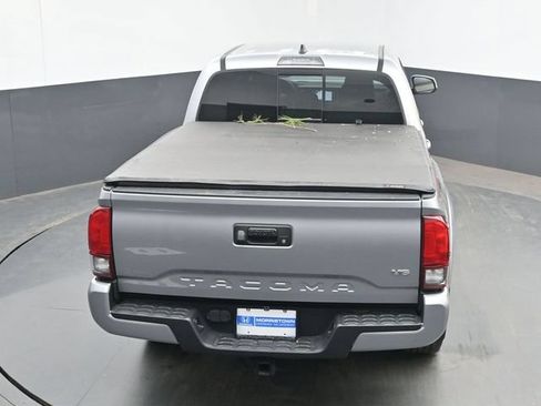 Used 2019 Toyota Tacoma TRD Sport AWD/4WD image 37