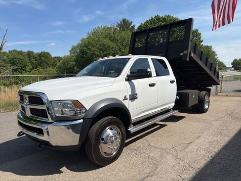 Used 2015 RAM 5500 Tradesman w/ Ambulance Prep Group RWD image 16