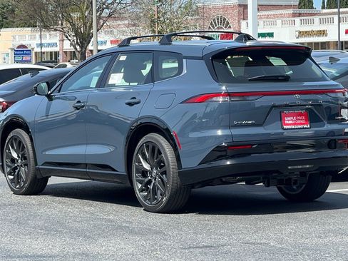 New 2026 Toyota Crown Signia image 7