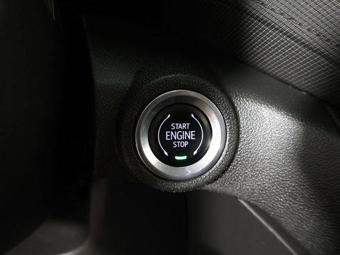 Used 2023 Chevrolet TrailBlazer LT w/ Convenience Package AWD/4WD image 39