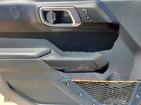 Used 2024 Ford Bronco Raptor w/ Interior Carbon Fiber Pack 6 AWD/4WD image 6