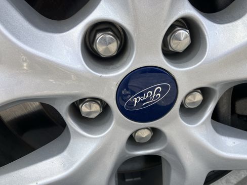Used 2022 Ford Edge SEL AWD/4WD image 9
