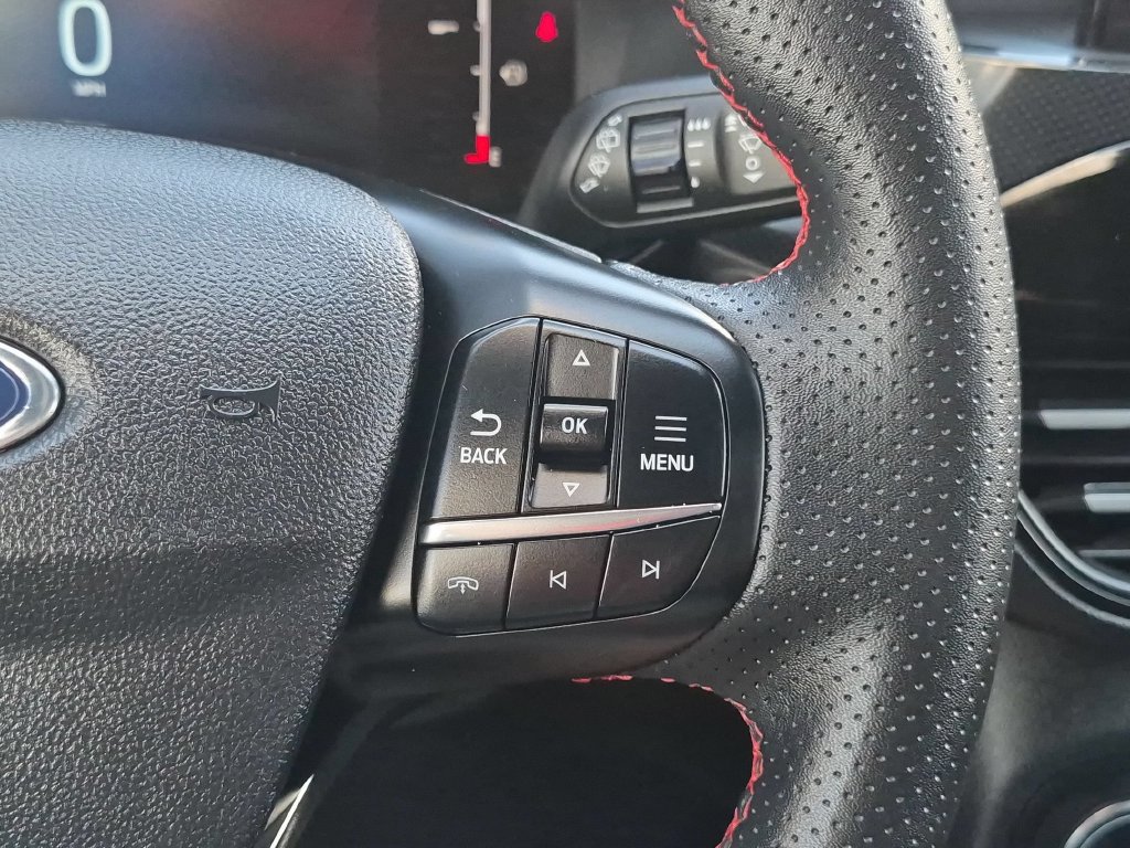 Used 2025 Ford Escape ST-Line AWD/4WD image 22