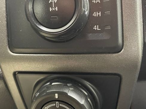 Used 2018 Ford F150 Raptor w/ Equipment Group 802A Luxury AWD/4WD image 35