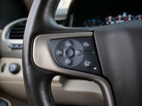 Used 2020 GMC Yukon Denali w/ Denali Ultimate Package image 17