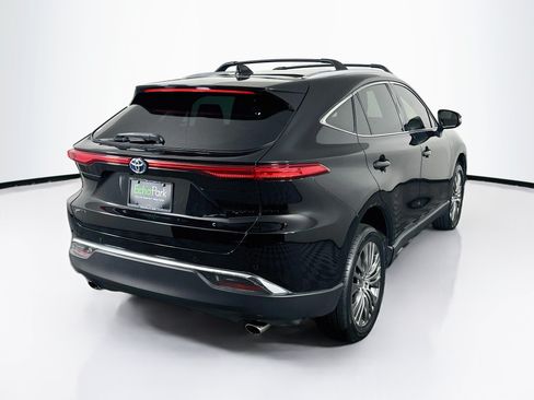 Used 2022 Toyota Venza XLE AWD/4WD image 9