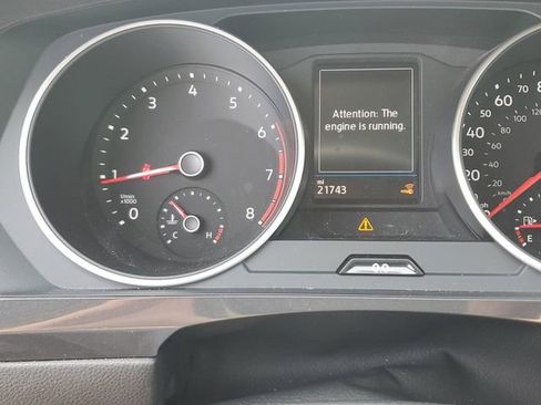 Used 2021 Volkswagen Tiguan SE AWD/4WD image 24