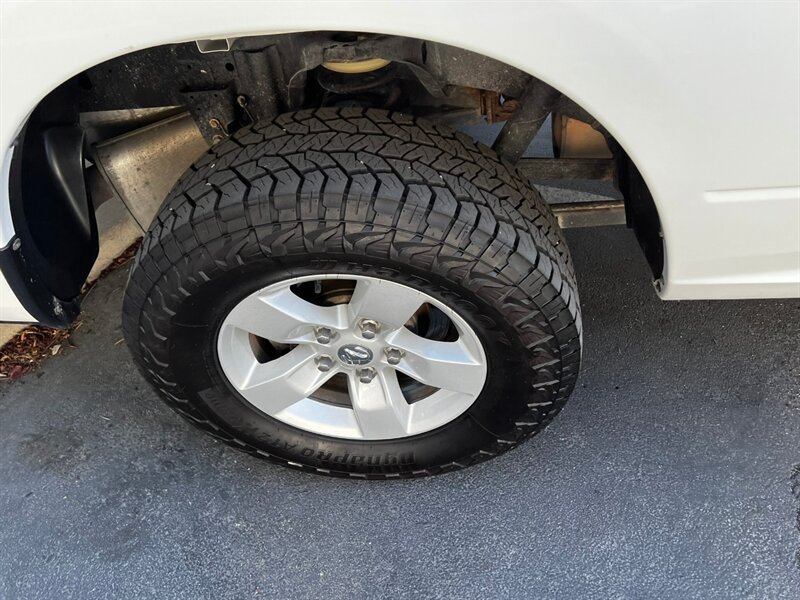Used 2022 RAM 1500 Classic SLT AWD/4WD image 12