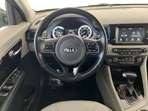 Used 2019 Kia Niro EX FWD image 15