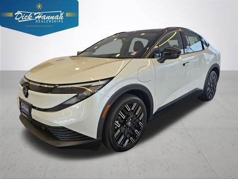 New 2026 Nissan Leaf Platinum+ w/ Cargo Package (Platinum+) image 1