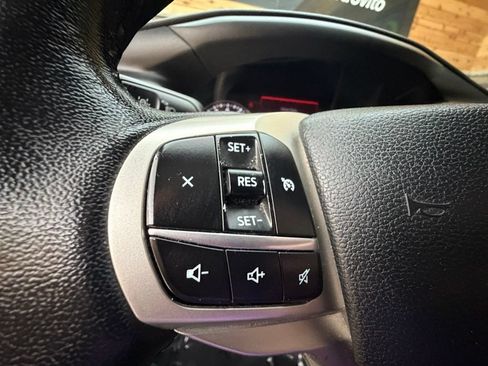 Used 2021 Ford Explorer XLT AWD/4WD image 23