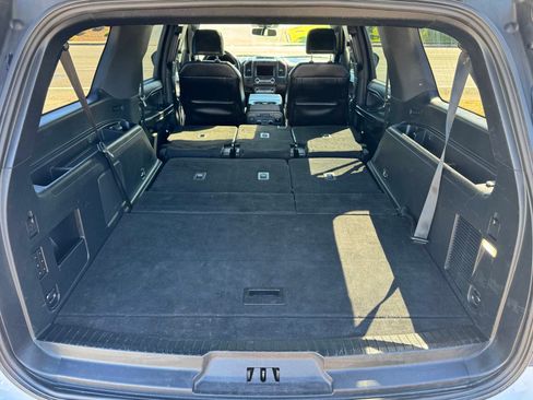 Used 2021 Ford Expedition Max Limited AWD/4WD image 11