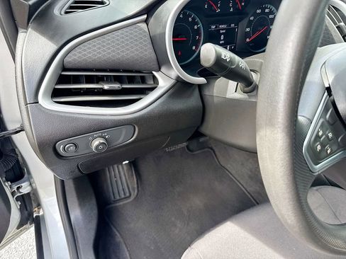 Used 2022 Chevrolet Malibu LT image 10