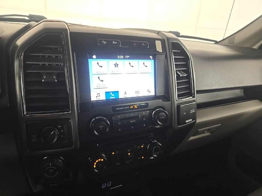 Used 2018 Ford F150 XLT w/ Equipment Group 302A Luxury AWD/4WD image 5
