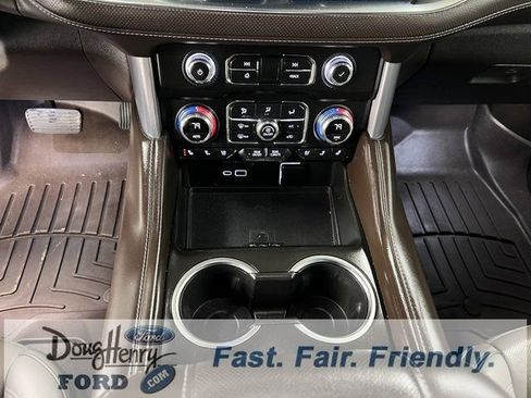 Used 2022 GMC Yukon SLT w/ SLT Premium Package image 51