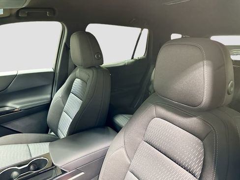 New 2026 Chevrolet Equinox LT w/ Safety and Technology Package FWD image 24