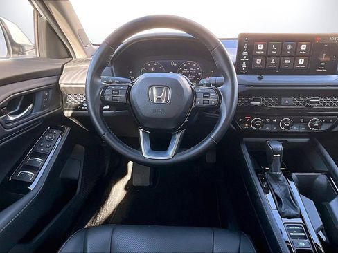 Used 2024 Honda Accord Touring image 12