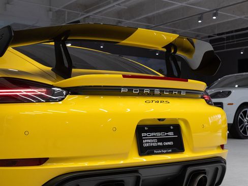 Certified 2024 Porsche 718 Cayman GT4 RS w/ Weissach Package RWD image 32