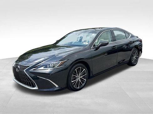 Used 2022 Lexus ES 350 w/ Premium Package FWD image 3