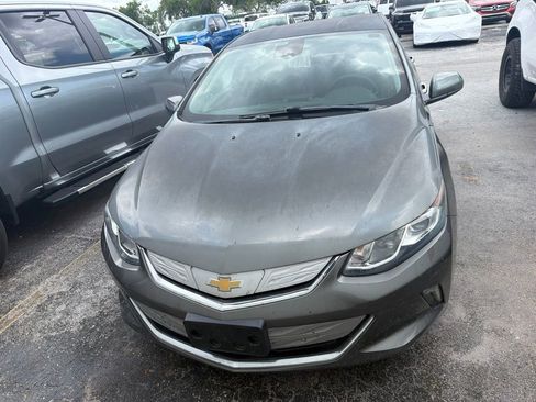Used 2017 Chevrolet Volt Premier w/ Driver Confidence II Package FWD image 2