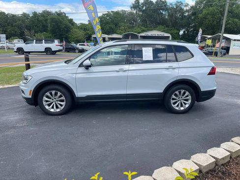 Used 2018 Volkswagen Tiguan S FWD image 4