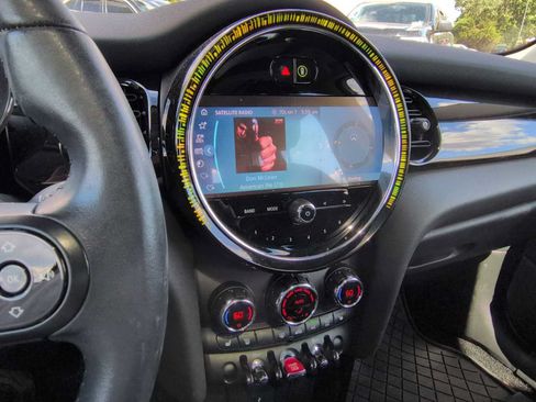 Certified 2024 MINI Cooper 4-Door Hardtop FWD image 30