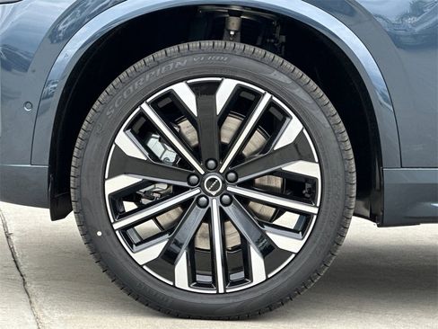 New 2026 Volvo XC90 T8 Ultra w/ Lounge Package image 26