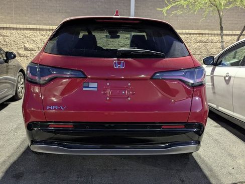 Used 2023 Honda HR-V EX-L image 5