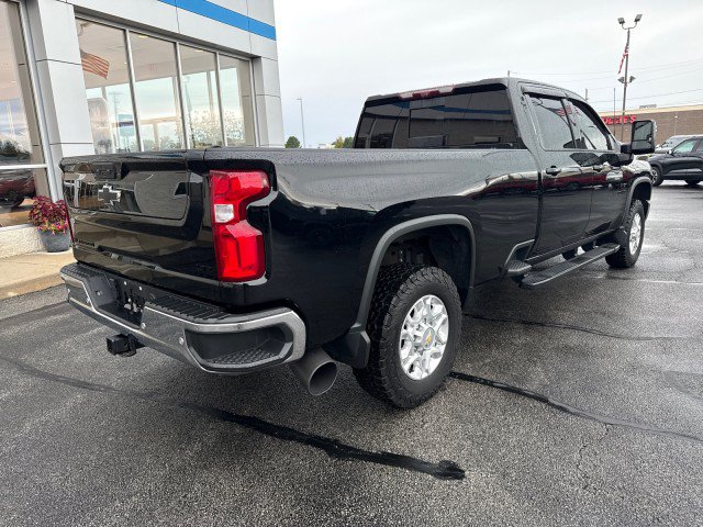 Used 2022 Chevrolet Silverado 3500 LTZ w/ LTZ Plus Package AWD/4WD image 3