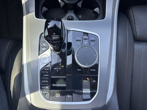 Used 2022 BMW X5 xDrive45e w/ M Sport Package image 22