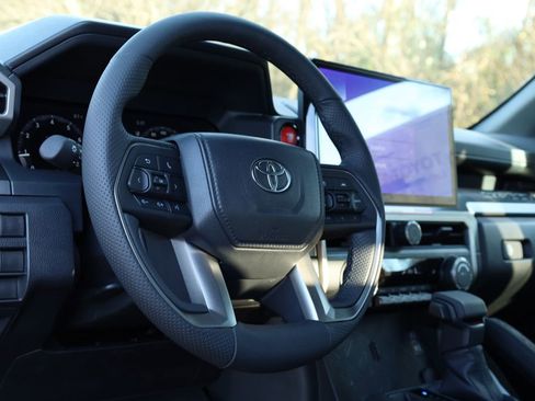 New 2025 Toyota Tacoma TRD Off-Road image 7