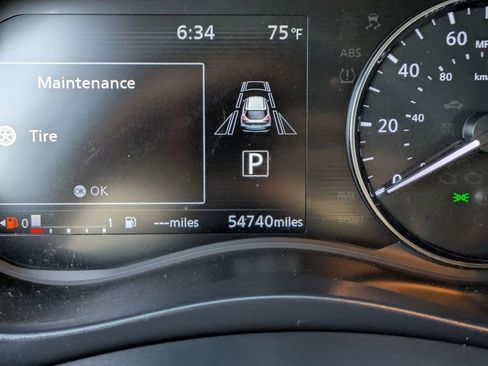 Used 2023 Nissan Kicks SV image 17