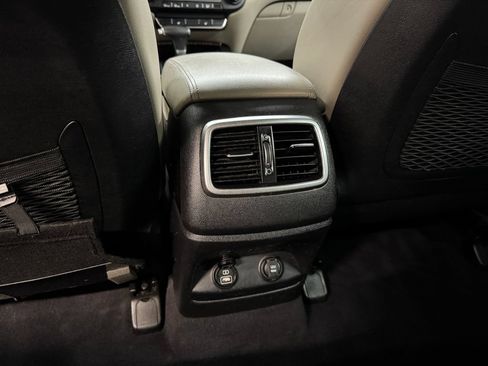 Used 2019 Kia Sorento EX AWD/4WD image 25