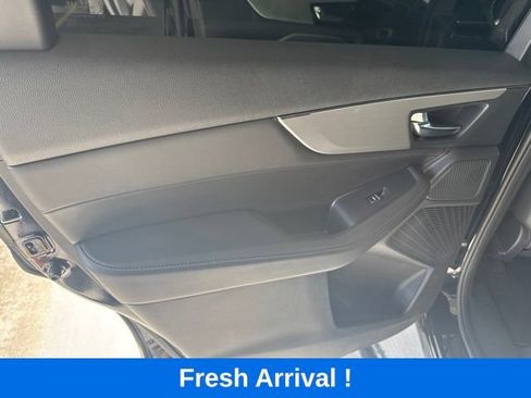 Used 2025 Acura MDX FWD image 13