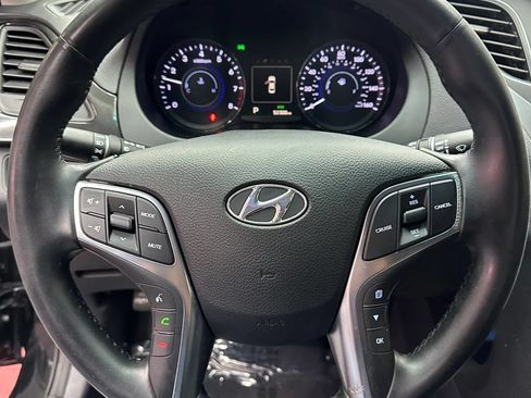 Used 2017 Hyundai Azera FWD image 16
