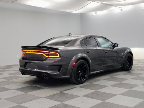Used 2022 Dodge Charger Scat Pack RWD image 8