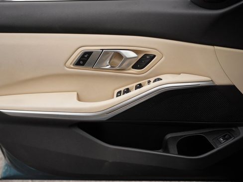 Used 2021 BMW 330i Sedan w/ Convenience Package image 35