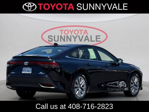 Certified 2022 Toyota Mirai w/ Advanced Technology Package RWD image 3
