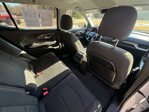 Used 2018 GMC Terrain SLE image 19