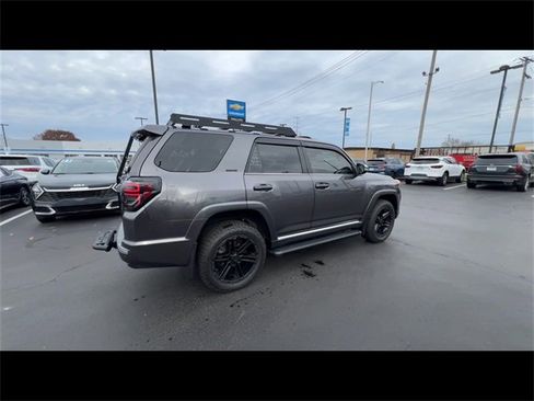 Used 2019 Toyota 4Runner SR5 image 8