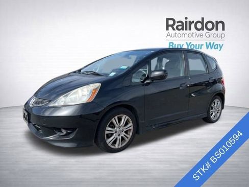 Used 2011 Honda Fit Sport image 3