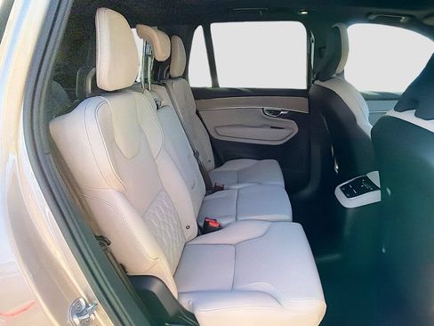New 2026 Volvo XC90 T8 Plus w/ Protection Package Premier AWD/4WD image 28