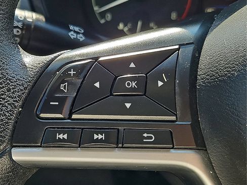 Used 2021 Nissan Altima 2.5 S FWD image 23