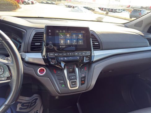 Used 2018 Honda Odyssey EX-L image 20