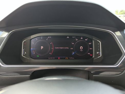 Used 2019 Volkswagen Tiguan SEL Premium AWD/4WD image 48