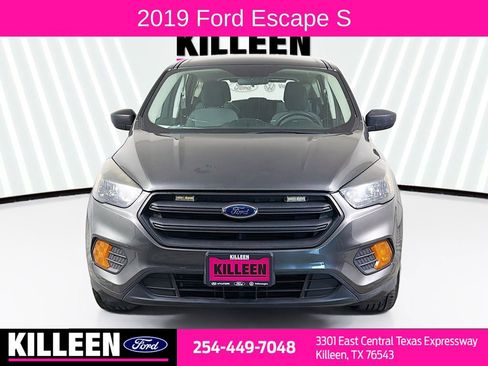 Used 2019 Ford Escape S image 2