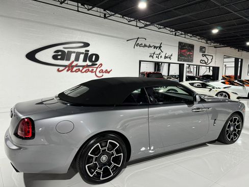 Used 2019 Rolls-Royce Dawn image 12